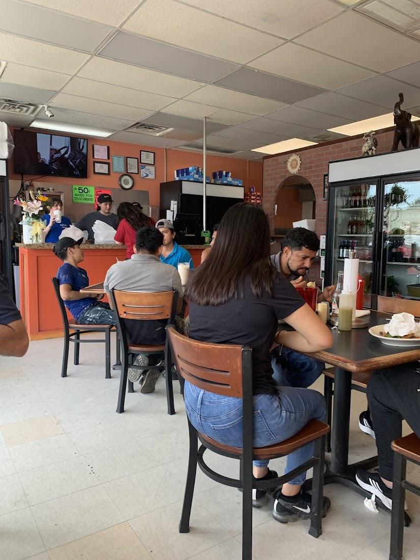 Antojitos Izcalli - Authentic Méxican Restaurant